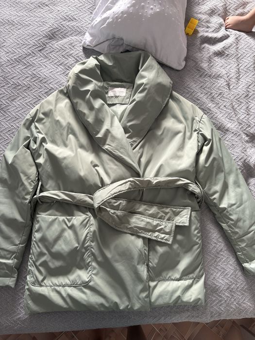 Продам куртку очень, весна