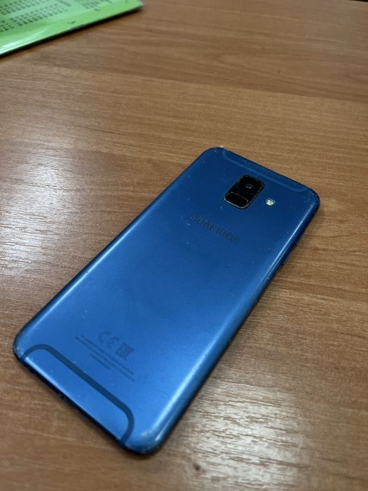 Самсунг А6 32 гб 15000тг