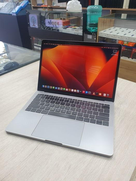 Macbook pro 13 i5