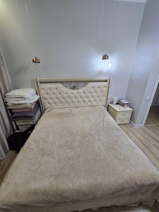 Спальный гарнитур б/у