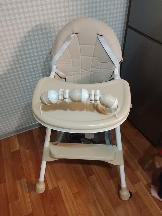 Продам стульчик для кормления