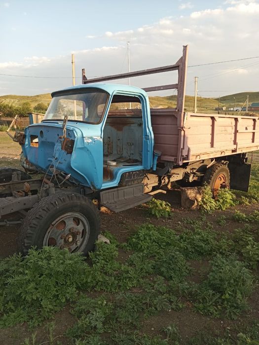 Продается Газ53 по запчастям