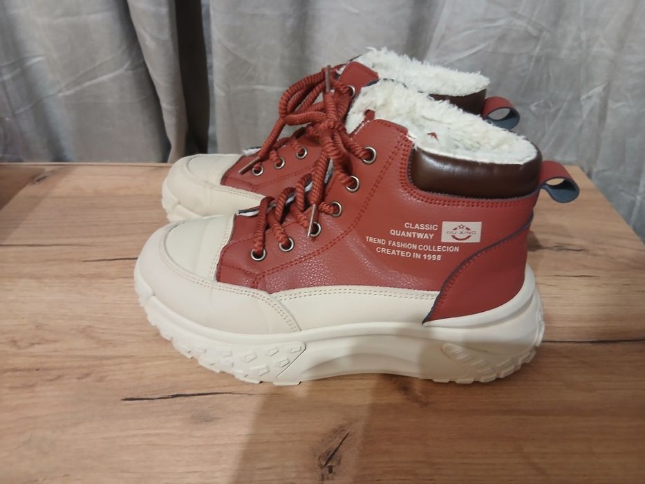 Дамски обувки естествена  кожа  ,размер 38 ,стелка 24.5см