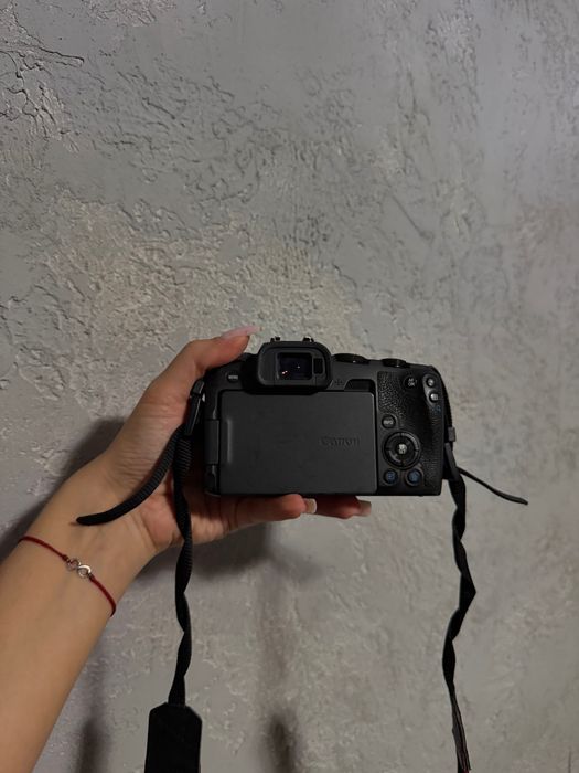 Фотоаппарат Canon RP