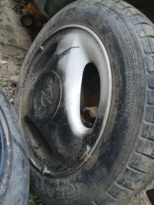 Roți de opal corsa
