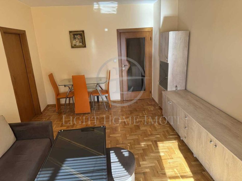 Продава се Тристаен апартамент в Пловдив, Тракия - 65 кв.м за 1757 €/кв.м - Снимка #1