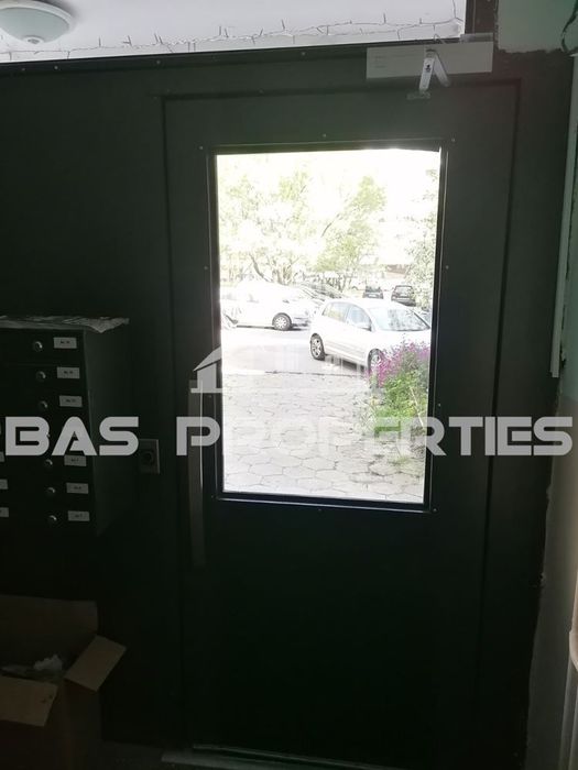 3-стаен в София-Света Троица площ 85