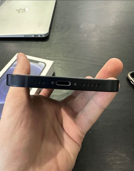 iPhone 12 64 GB Black LL/A America