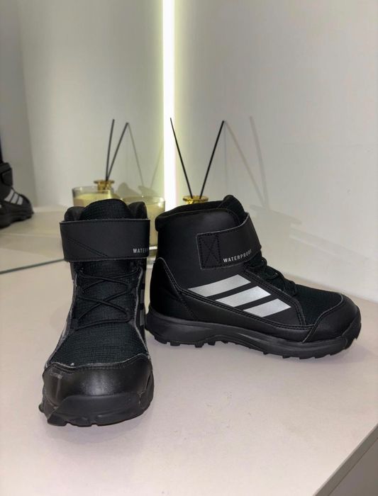 Детские ботинки adidas terrex