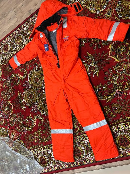 Продается зимний комбинезон NCOC