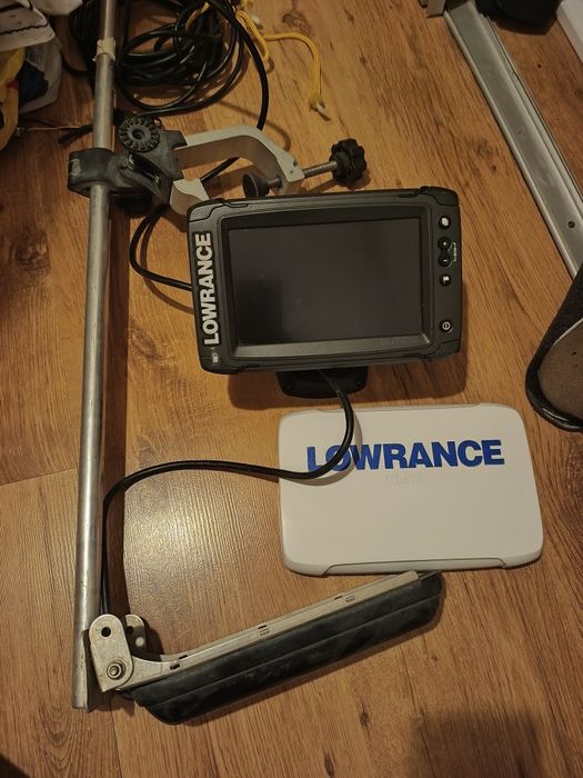 Sonar Lowrance TI7