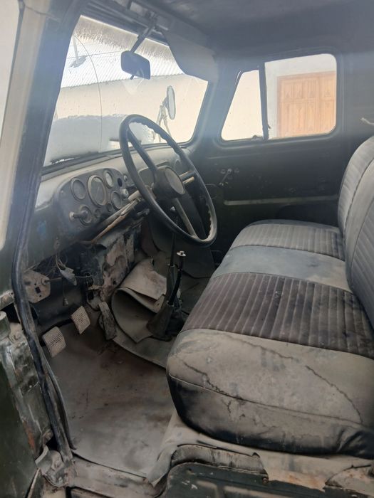 Yukmashinaning tex pasportlari bor.