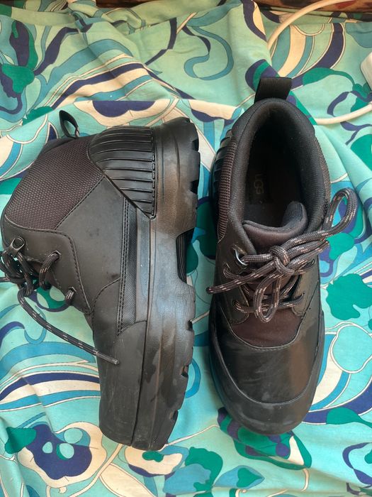 Непромокаеми унисекс обувки UGGS