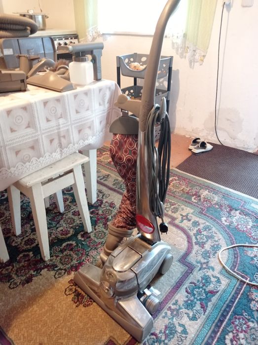 Пылесос и пылесос