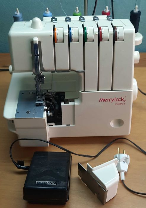 Коверлок Merrylock model 3000CL