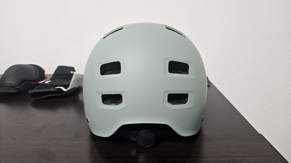 Set casca bicicleta OXELO + Protecții coate, genunchi, palme