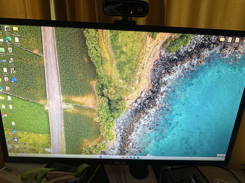 Unitate Pc Gaming + Monitor + accesorii