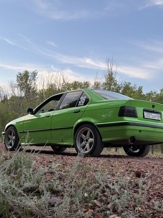 BMW e36 318 БМВ е36 318