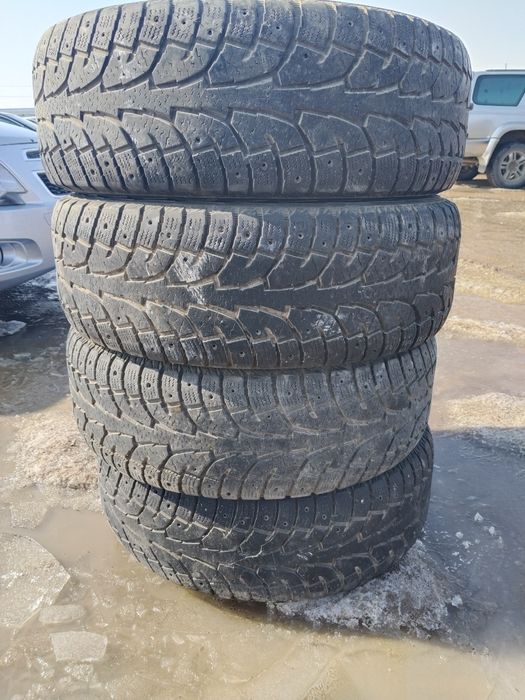Продам Покрышки на джип