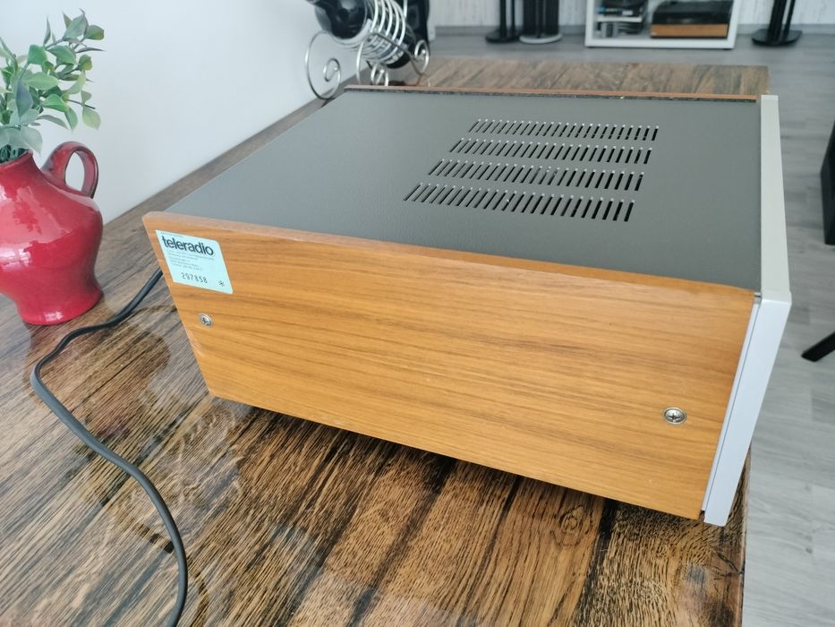 Amplificator final Revox A722