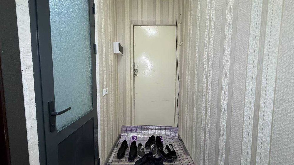 Фрунзиский KIUF 4 қаватда 2 хонали квартира сотилади. ID: 1905