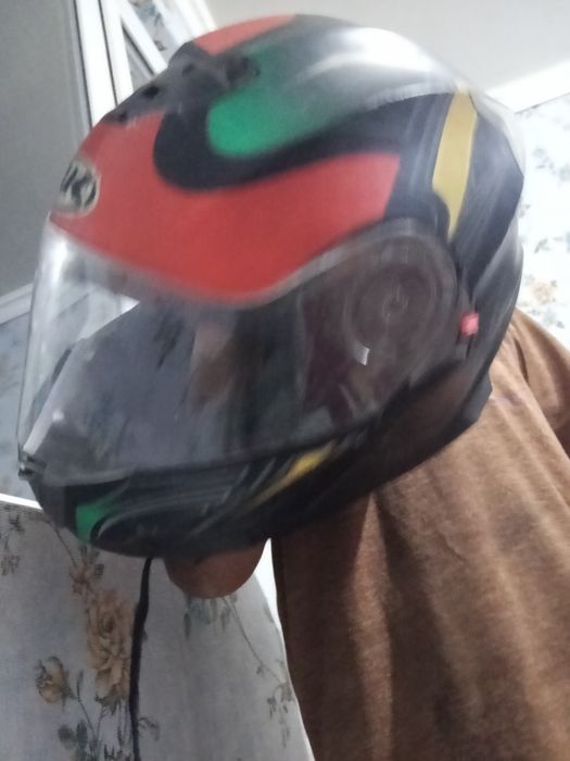 Мото шлем продам