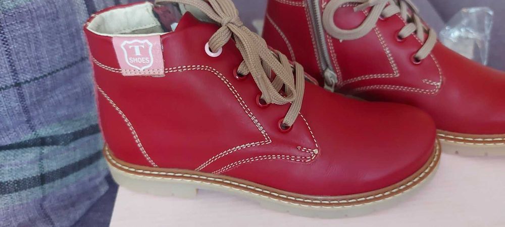 Боти от естествена кожа