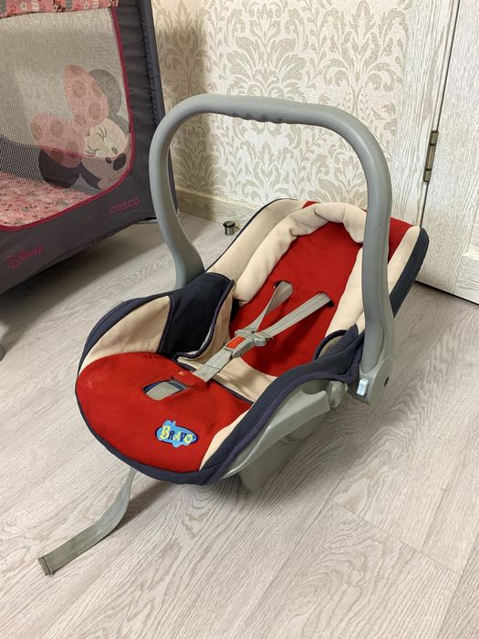 Автолюлька (автокресло)