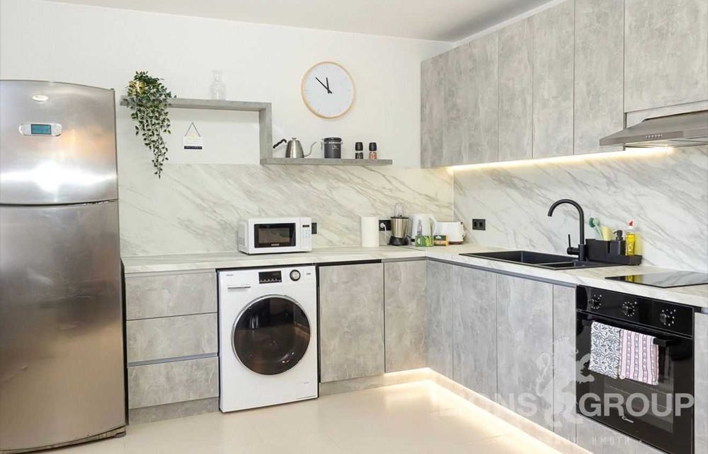 Дава се под наем Тристаен апартамент в Варна, Левски - 96 кв.м за 747.66 € - Снимка #1