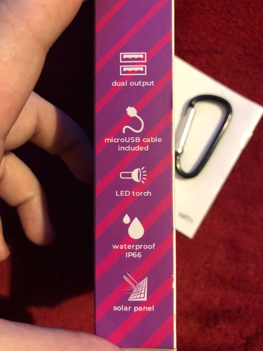 Соларна преносима батерия vivacom