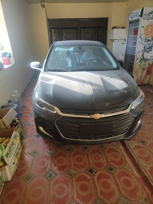 Onex премер 2 сотилади