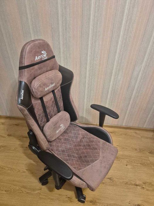 Продам Игровое кресло Aerocool Duke