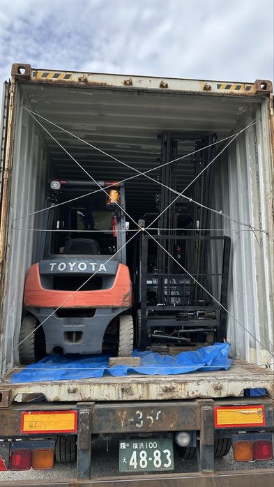 Вилочные погрузчик Автокара