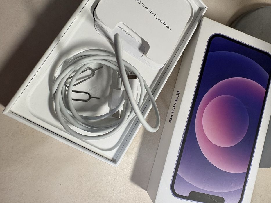 iPhone 12 (128гб)