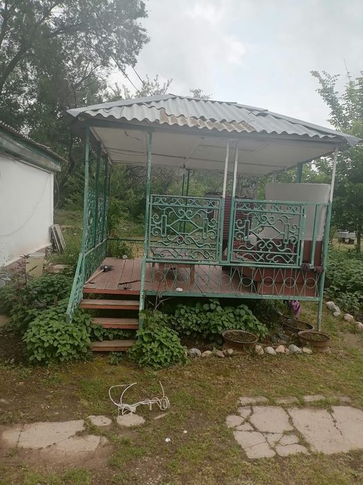 Продаётся Тапчан в хорошем состоянии