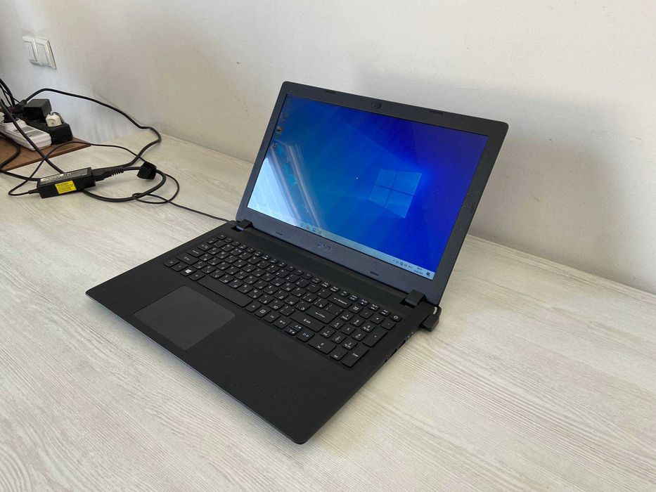 Acer Aspire AMD A4-9120 / 4GB RAM / 512GB HDD