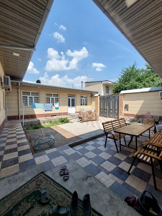 Продаётся дом !!! Яшнбадский район ул Яангиобод. 4 соток 9 комнатная.