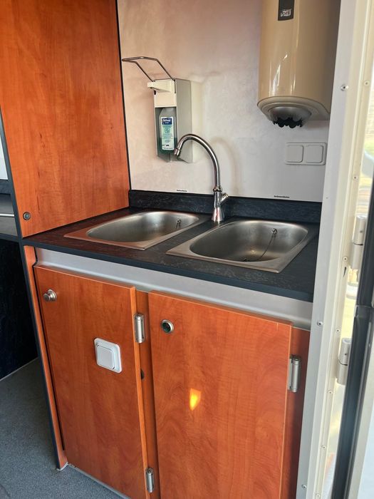 Fodtruck Autorulota  Fiat ducato - dotari - vitrina rece hota xxl - imbiss fodtruck