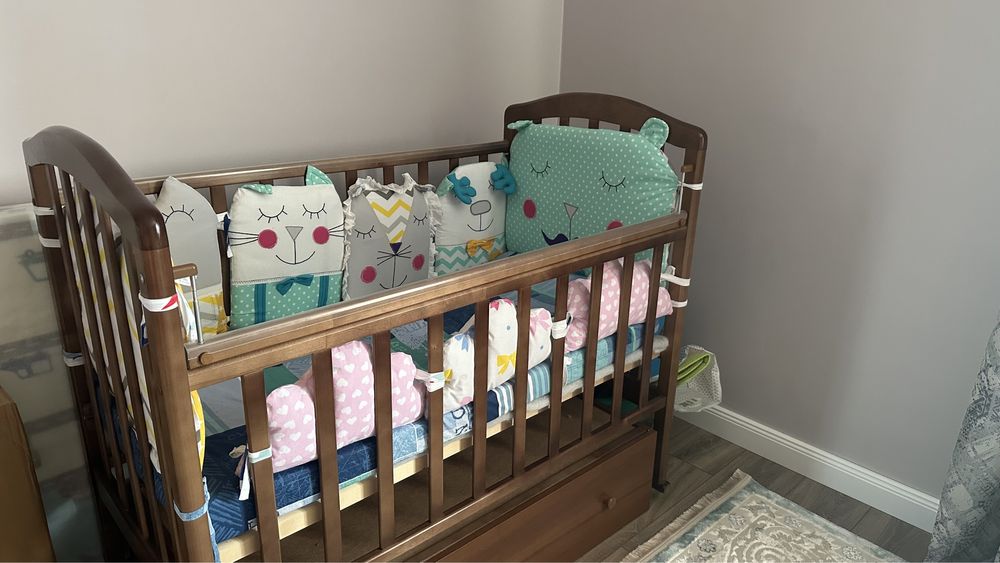 Детский кровать