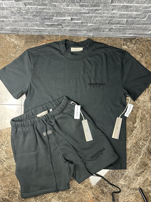 Compleu Essentials cu eticheta pacsun