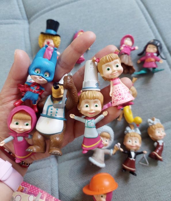 Lot figurine pentru copii Masha și Ursul/Shimmer și Shine