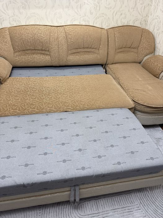 Продам диван в хорошем состоянии