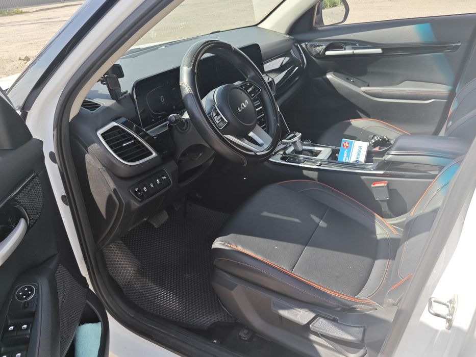 Продам авто Kia Seltos