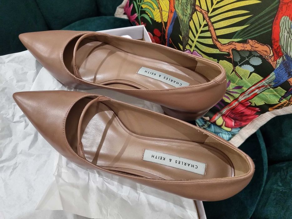 Туфли, жен, 38 р, Charles & Keith