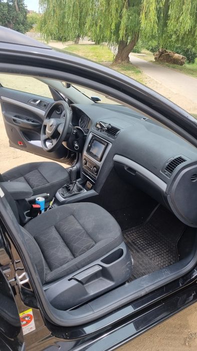 SKODA Octavia 2012 — imagine 5