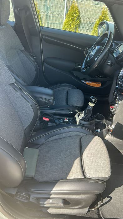 Vând Mini Cooper One