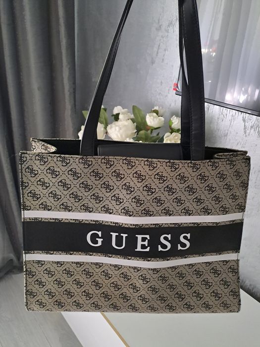 Geanta Guess mare