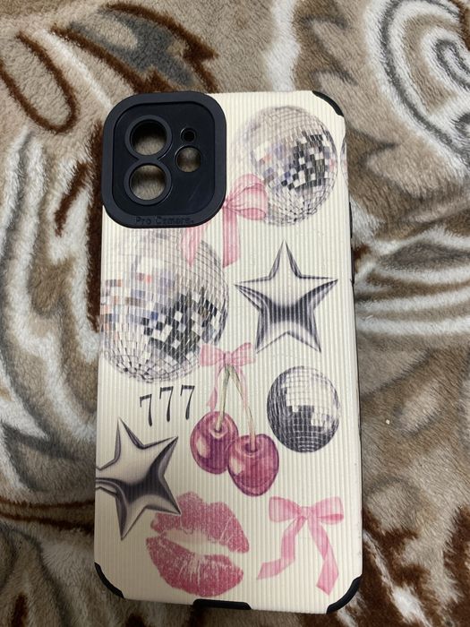 Vand 2 huse pentru iphone 12