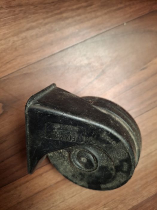 Клаксон тромба ..