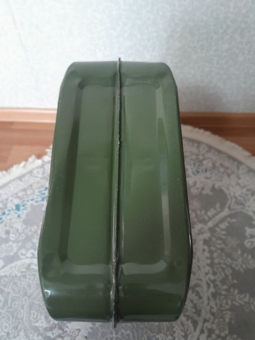 Канистра для бензина